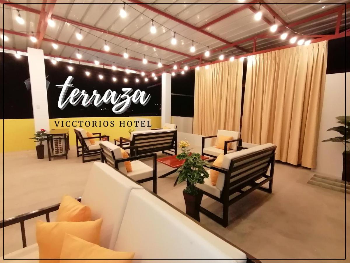 Victtorios Hotel Satipo Buitenkant foto