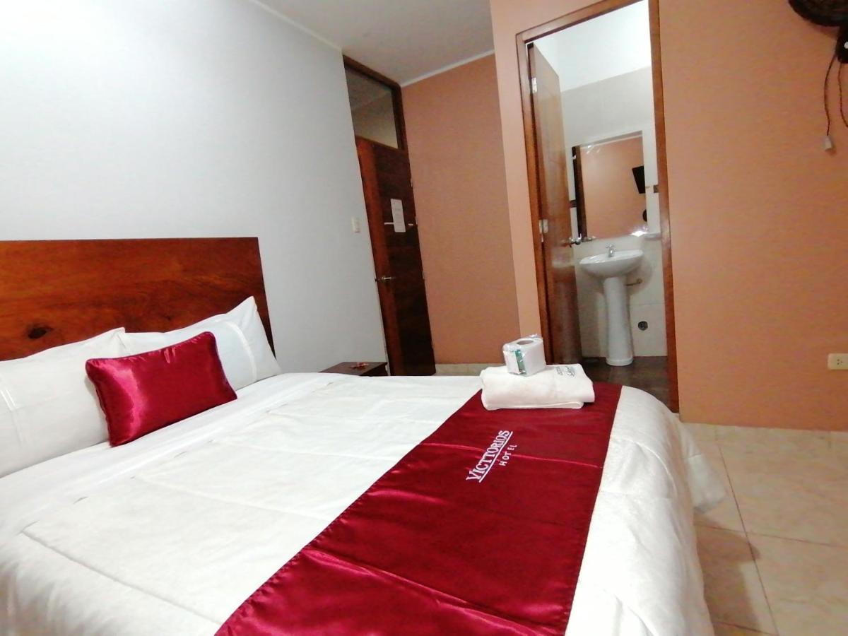 Victtorios Hotel Satipo Buitenkant foto